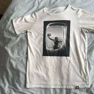nike tshirt